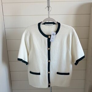 Abercrombie & Fitch White and Black Cardigan